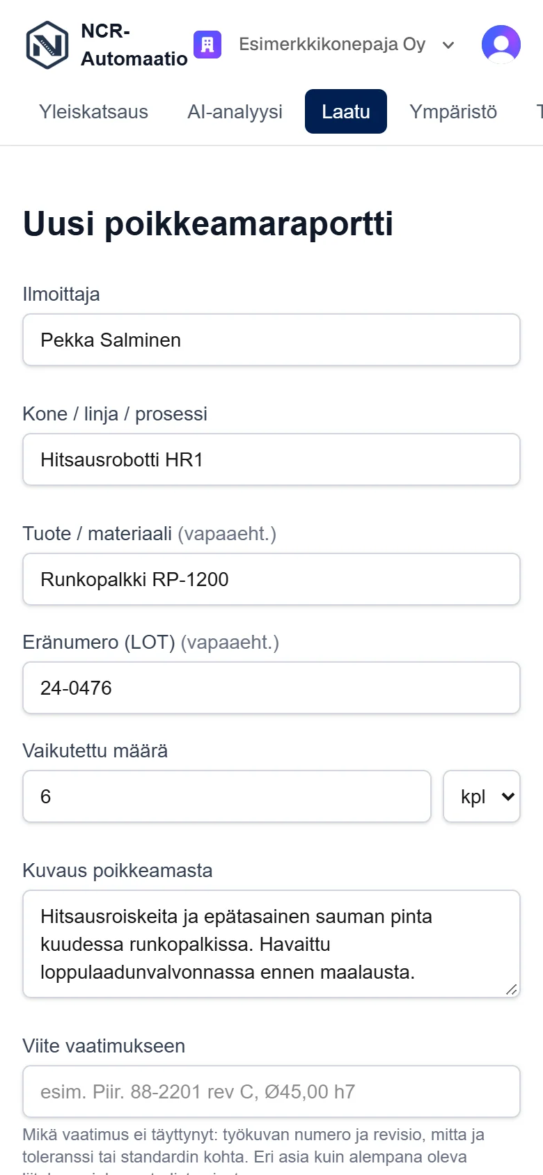 Uuden poikkeamaraportin lomake puhelimella täytettynä